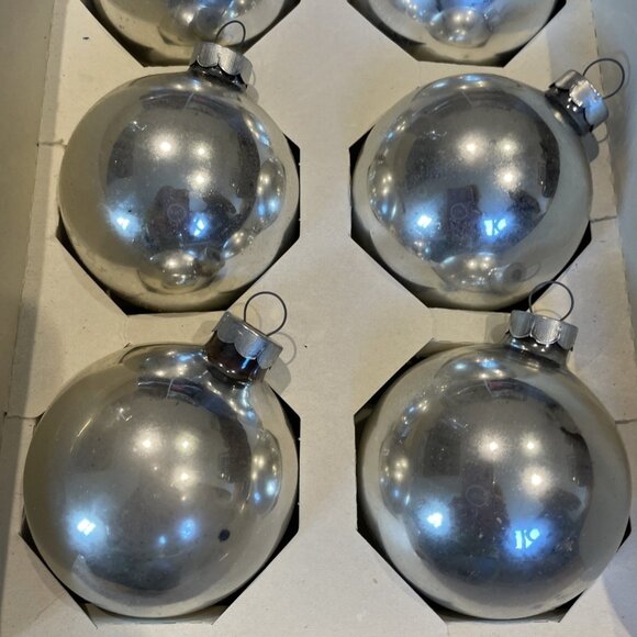Vintage Essex Franke Silver Glass Christmas Tree Ornaments Set of 12 USA 60s - Picture 6 of 10